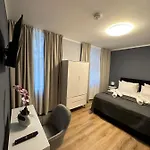 Bx *