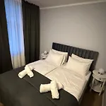 Bx Apartment *