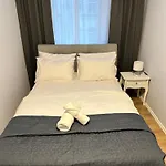 Bx Apartment *