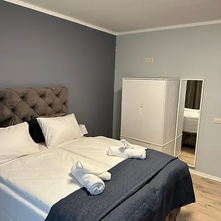 Bx Apartment *
