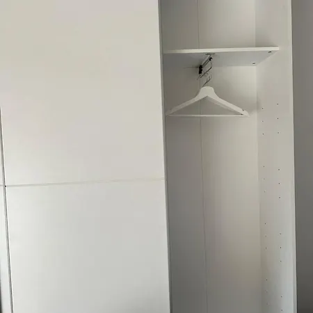 Bx *